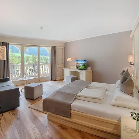 Hotel Majestic - Unique Brunico